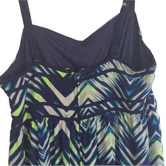 TORRID Challis Resort Cruise Beachy Coastal Chevron Maxi Sundress size 12 - Picture 8 of 16